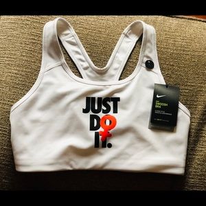 New Nike sports bra